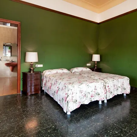 Holiday home Holiday La Moreneta-2 *