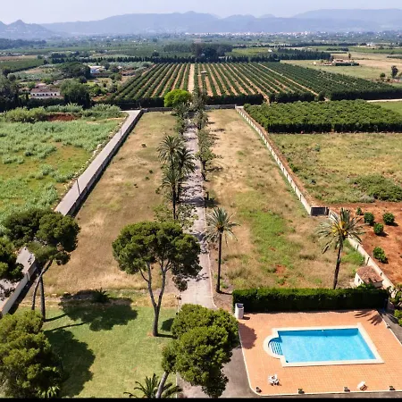 Holiday La Moreneta-2 *